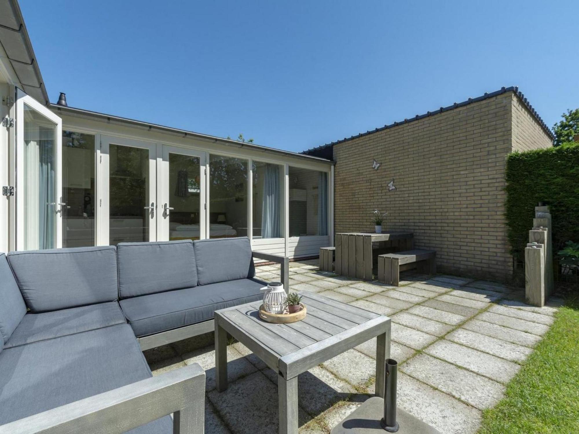 Cozy Bunglow With Garden Sint Maartensvlotbrug Exteriör bild