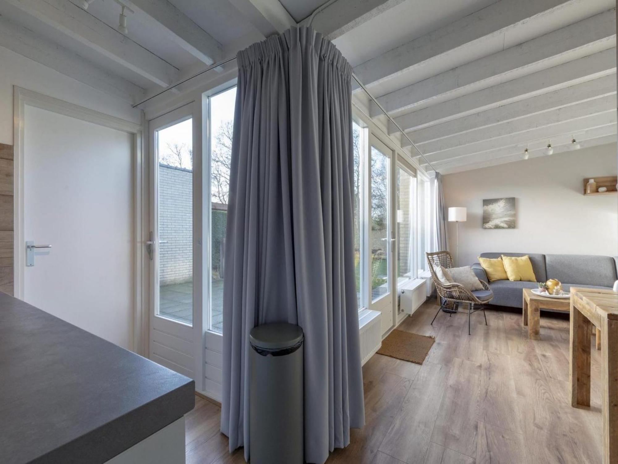Cozy Bunglow With Garden Sint Maartensvlotbrug Exteriör bild